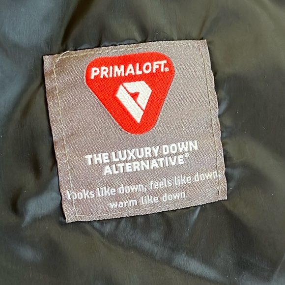 GAP Puffer Jacket - Picture 8 of 13